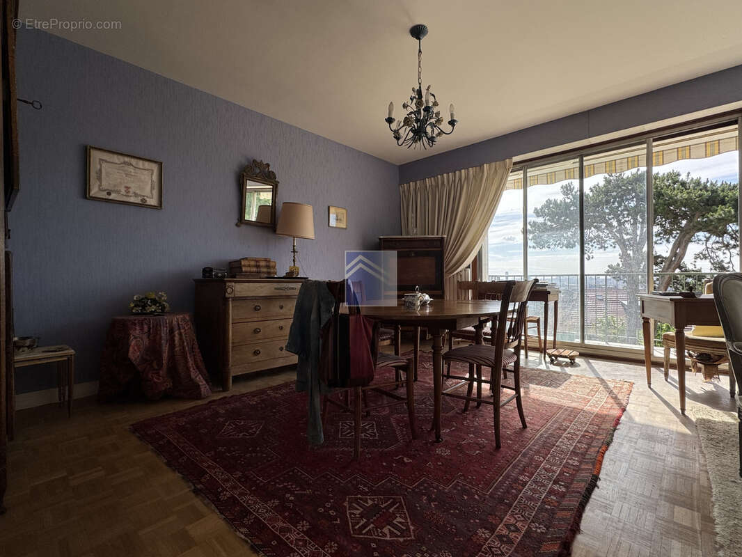 Appartement à SAINT-CLOUD