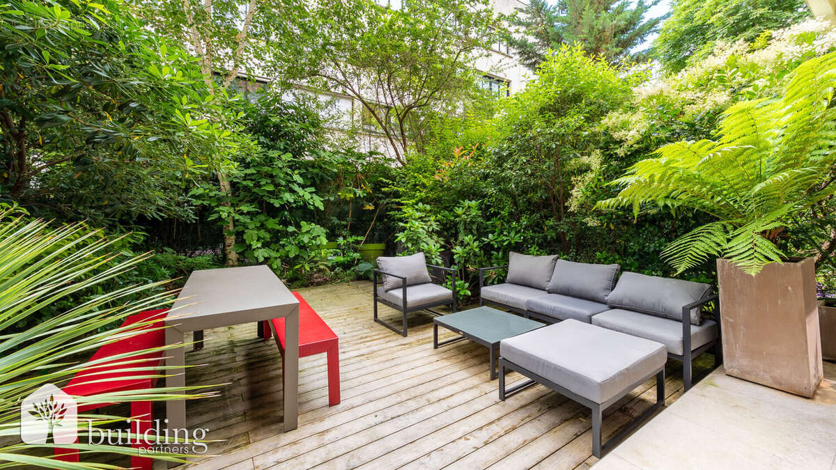 Appartement à NEUILLY-SUR-SEINE