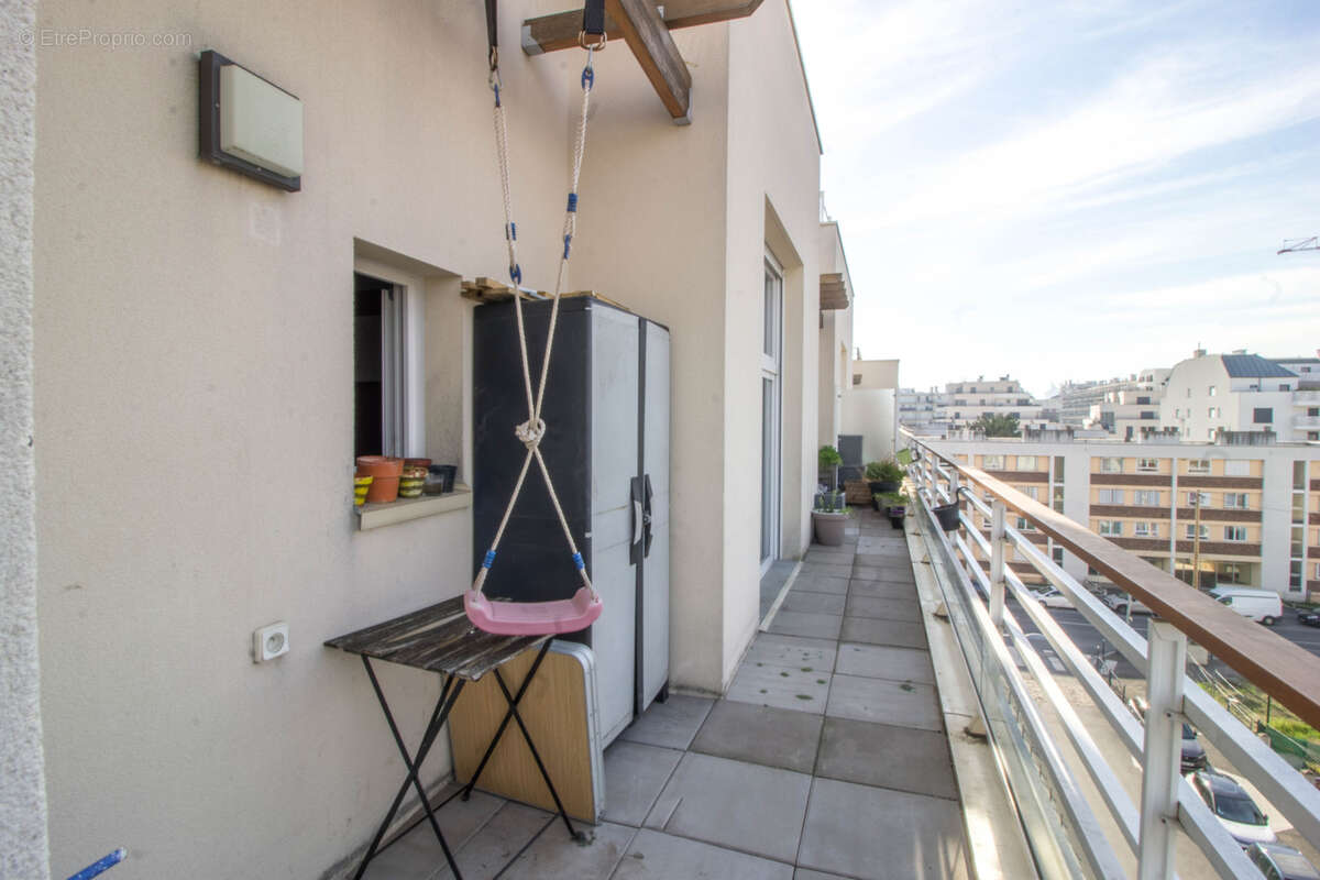 Appartement à COLOMBES