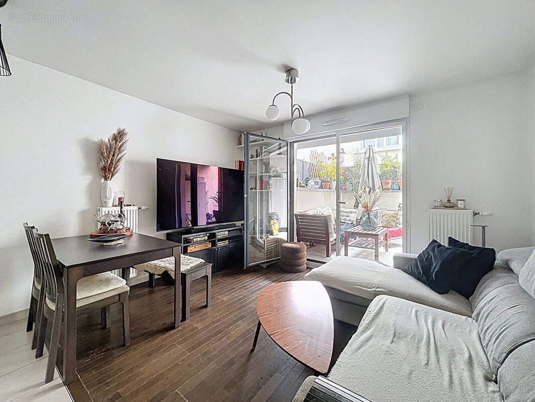 Appartement à SURESNES