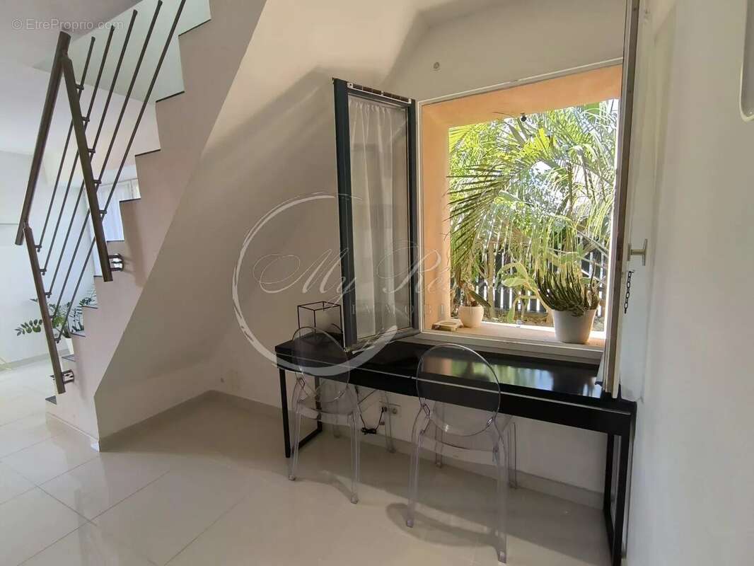 Appartement à ESCALES