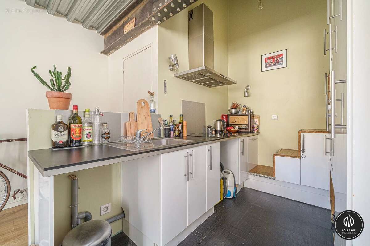 Appartement à MARSEILLE-2E