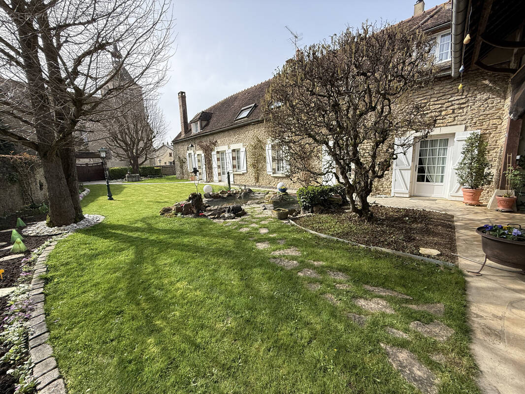 Maison à SAINT-FLORENTIN