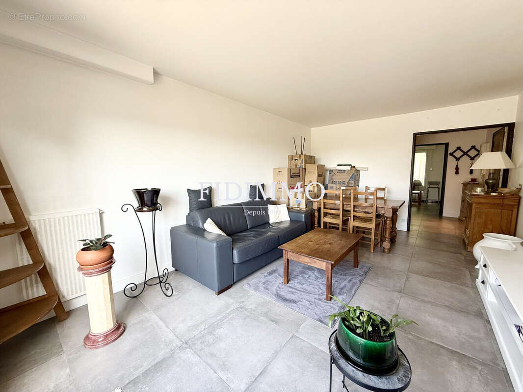 Appartement à CHENNEVIERES-SUR-MARNE