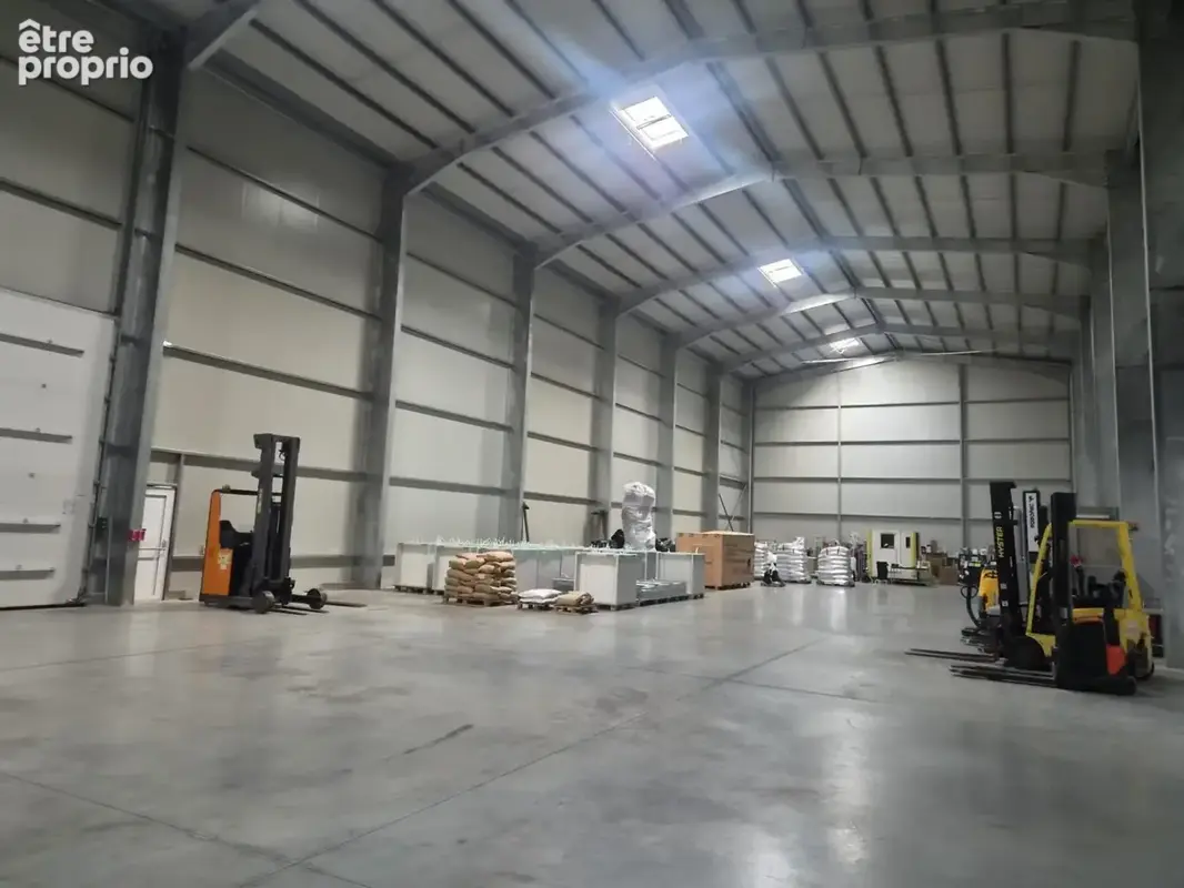 Beau Bâtiment industriel récent et moderne avec bureaux : clés en main  / 37 - photo 3
