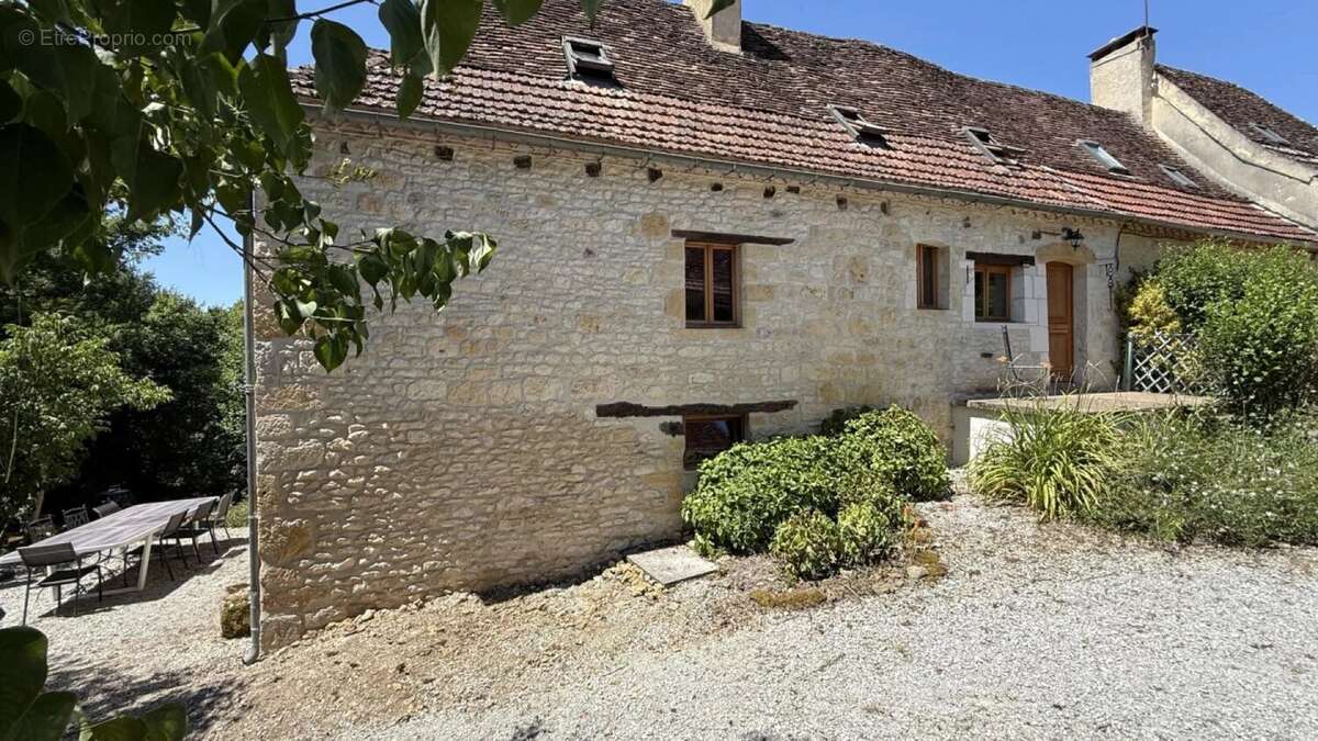 Maison à GOURDON