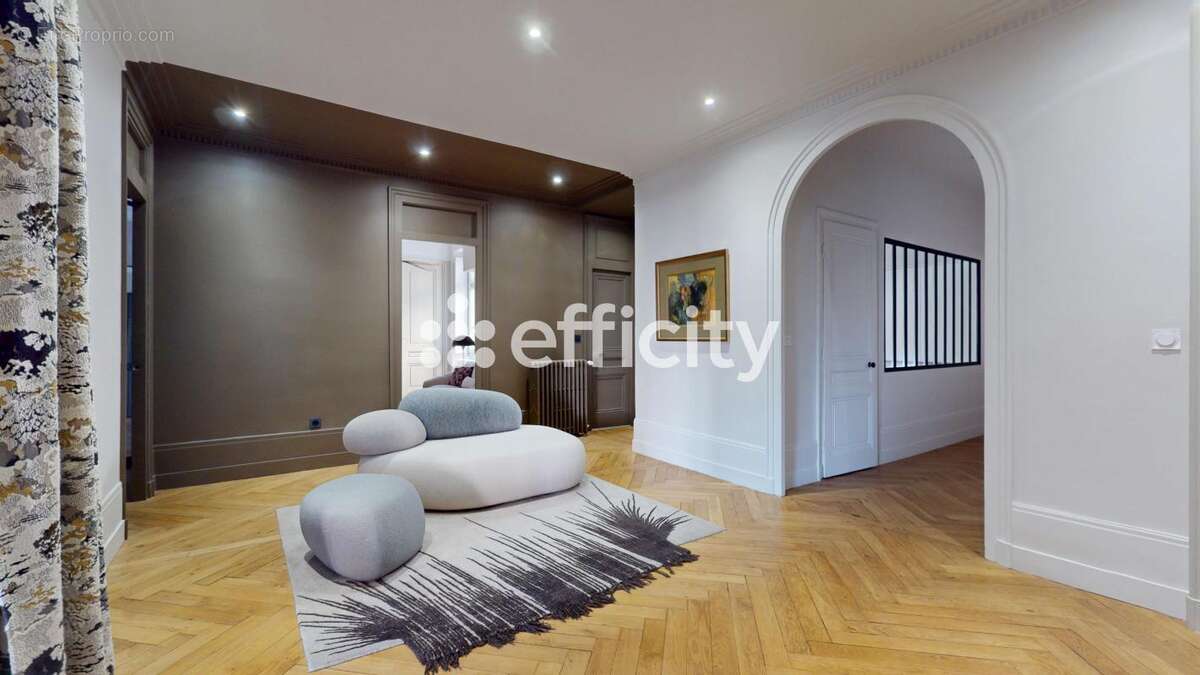 Appartement à LYON-6E