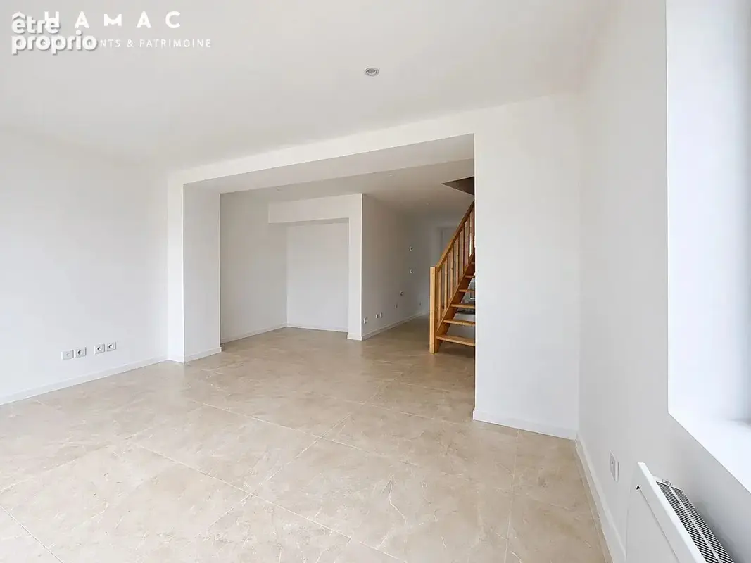 Charbonnières-les-Bains – Duplex T3 esprit maison avec jardin privatif - photo 1