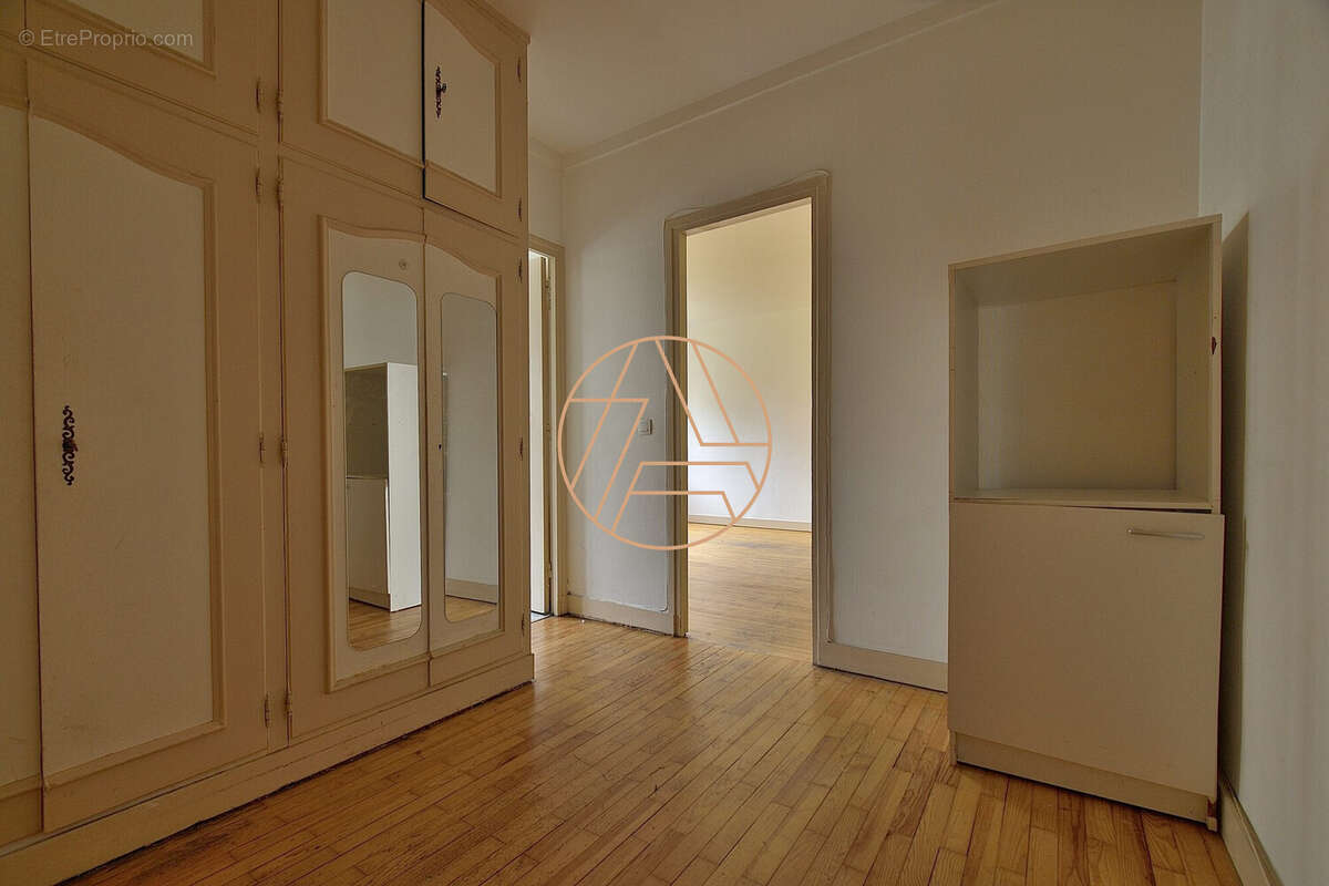 Appartement à NOGENT-SUR-MARNE