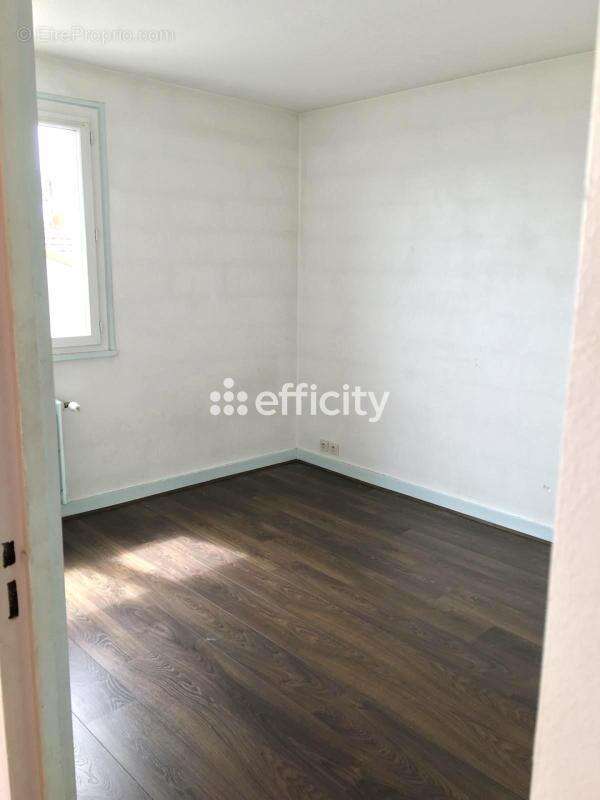 Appartement à ROMAINVILLE