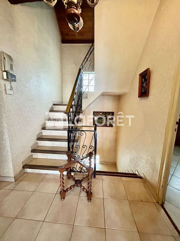 Maison à MERCUES