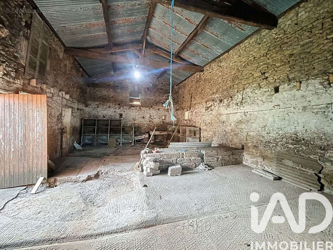 Photo 3 - Maison à SAINT-MAIXENT-DE-BEUGNE