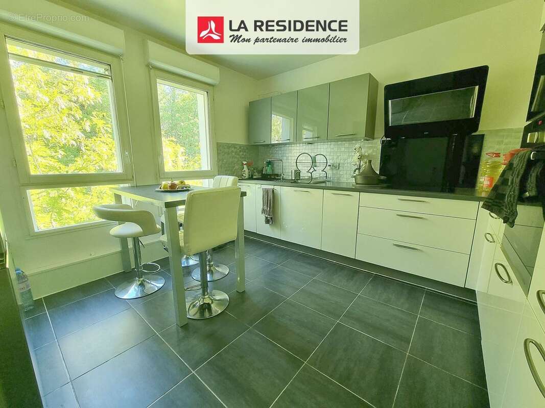 Appartement 67 m² à Stains  - photo 4