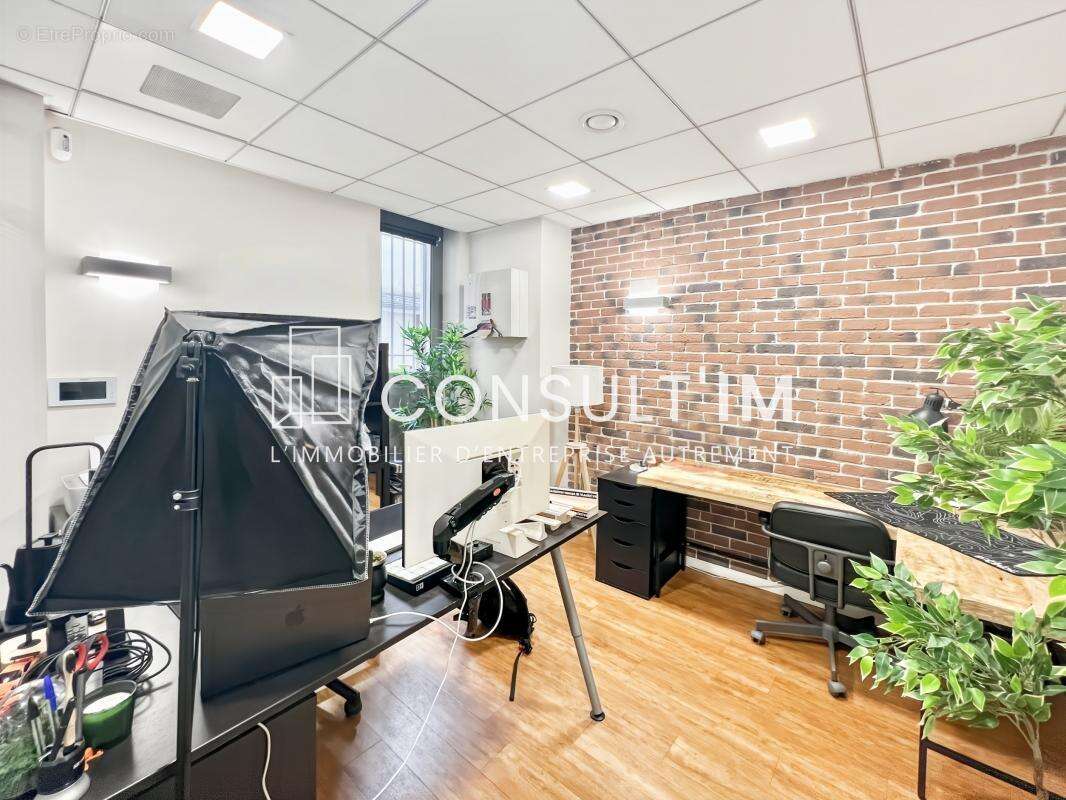 Commerce à PARIS-18E