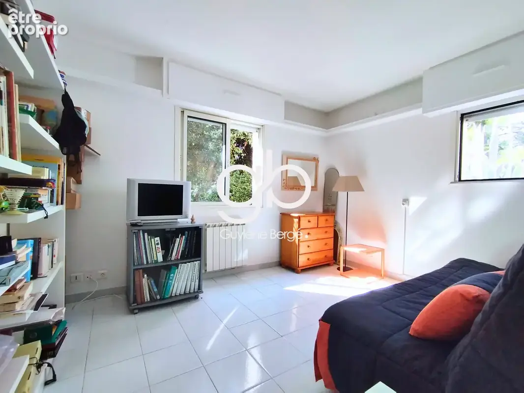 Villa familiale avec piscine et dépendance t3   terrain paysagé 1 616 m2   saint-mathieu-de-tréviers - photo 13