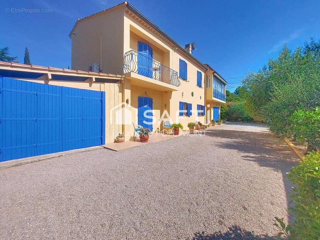 Photo 2 - Maison à LORGUES