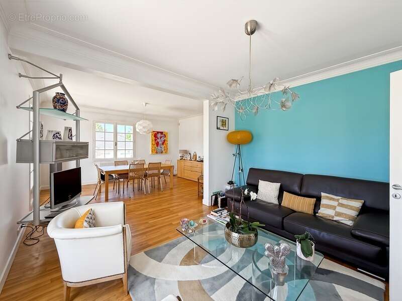 Dept de la Vienne (86) Maison contemporaine de 160 m² – Quartier recherché à l'est de la ville - photo 3