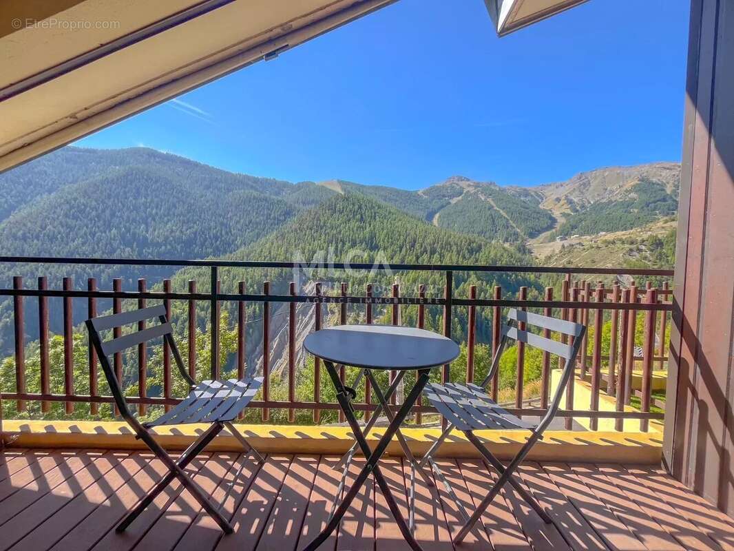 Appartement à SAINT-ETIENNE-DE-TINEE