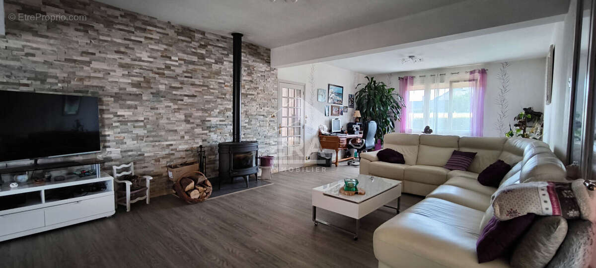 Maison à LA FRESNAYE-SUR-CHEDOUET