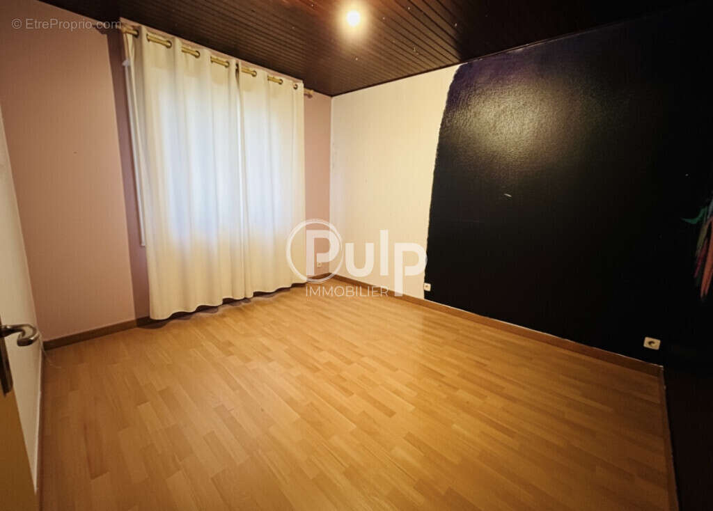 Maison à SIN-LE-NOBLE