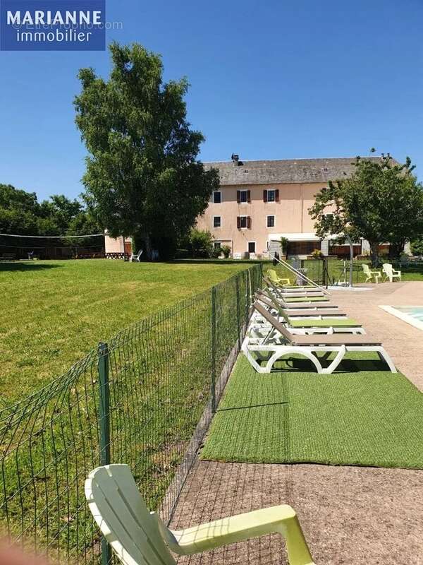 Commerce à VILLEFRANCHE-DE-PANAT