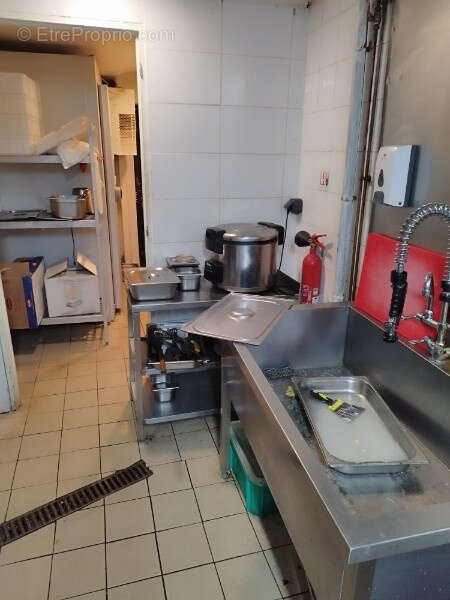 Commerce à PARIS-10E