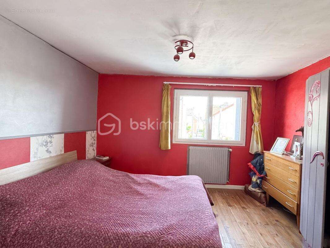 Maison à QUINCY-VOISINS