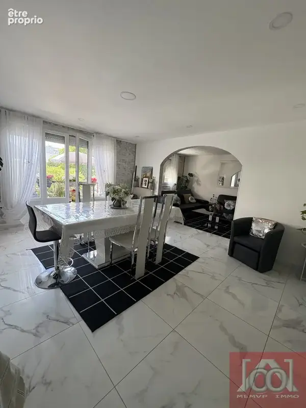 Appartement à NEUILLY-SUR-MARNE