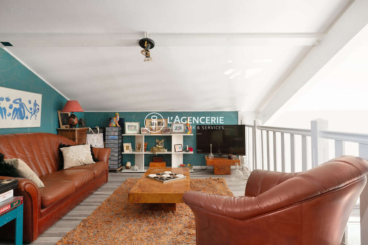 Maison à LAGRAVE