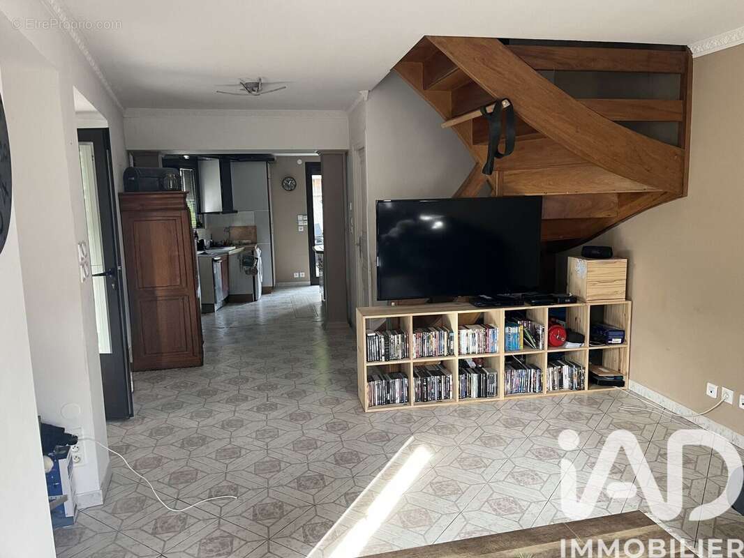 Photo 5 - Maison à BRIE-ET-ANGONNES
