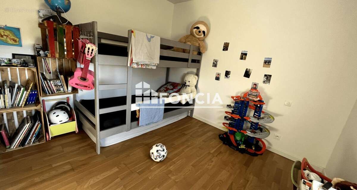 Appartement à YVRAC