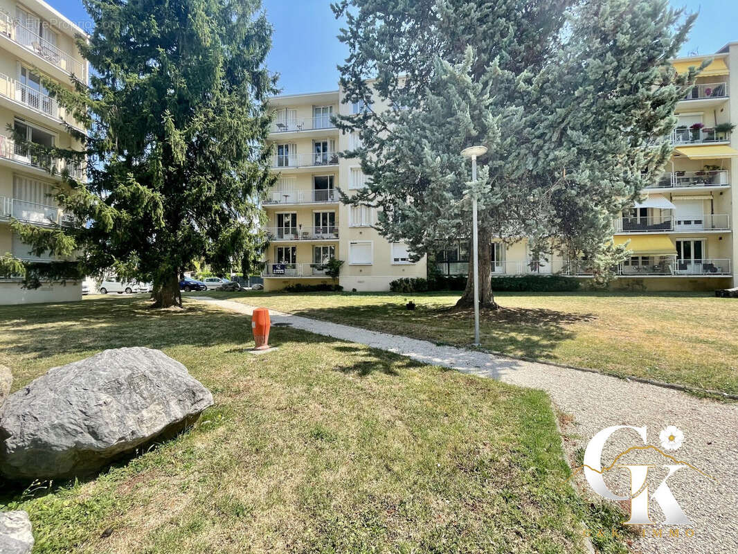 Appartement 66 m² à Sassenage  - photo 2