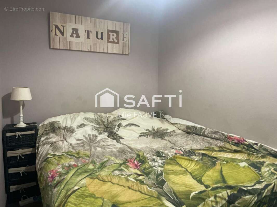 Photo 9 - Appartement à ROQUEBRUNE-SUR-ARGENS