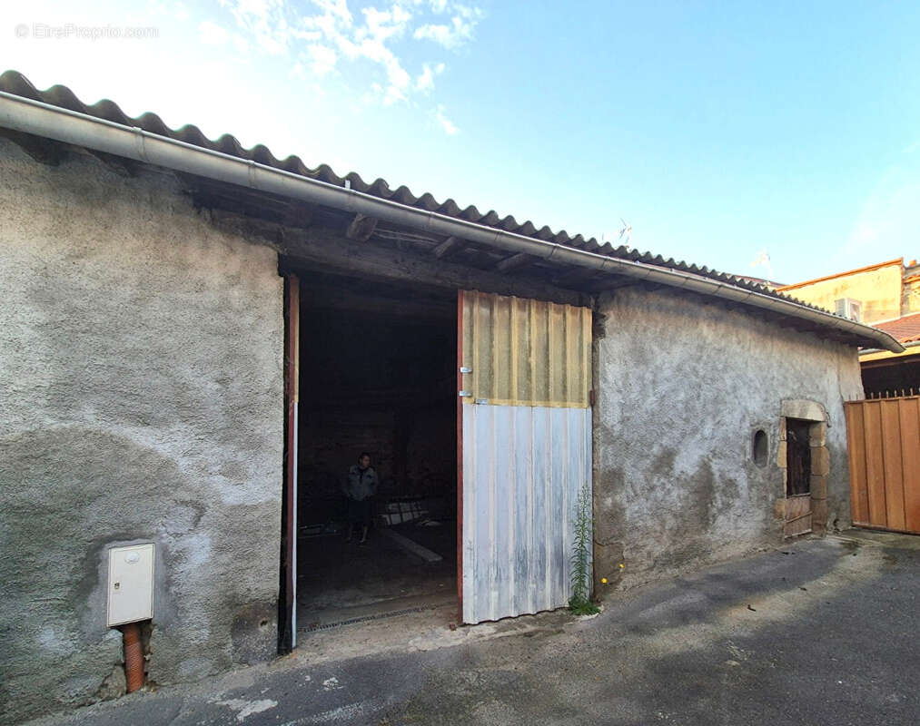 Autre à PONT-DU-CHATEAU