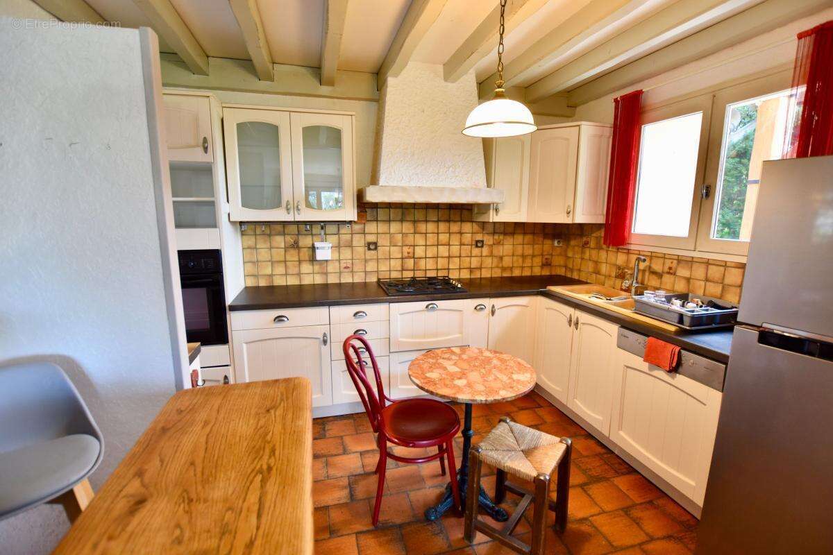 Maison à SAINTE-FOY-LES-LYON