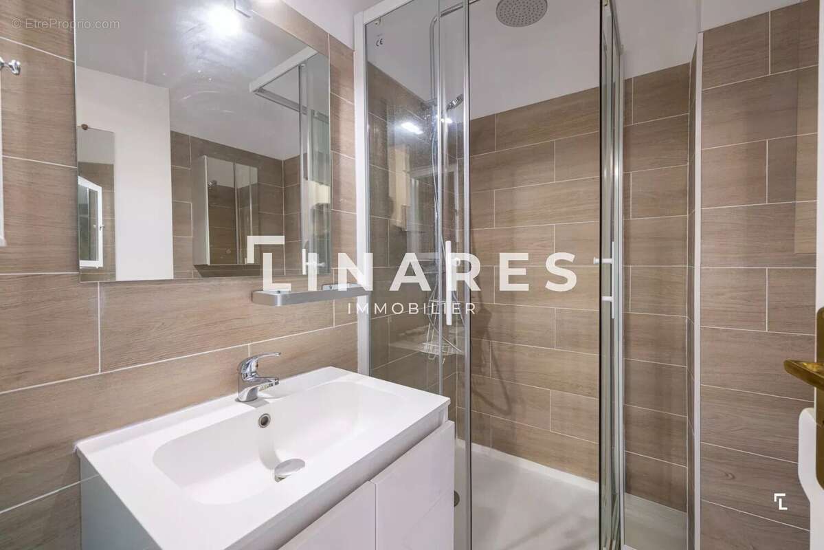 Appartement à MARSEILLE-9E