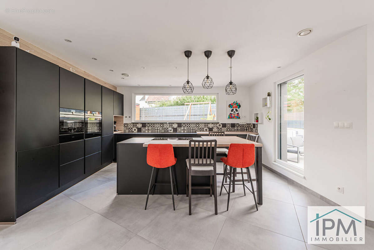 Maison à ERNOLSHEIM-BRUCHE