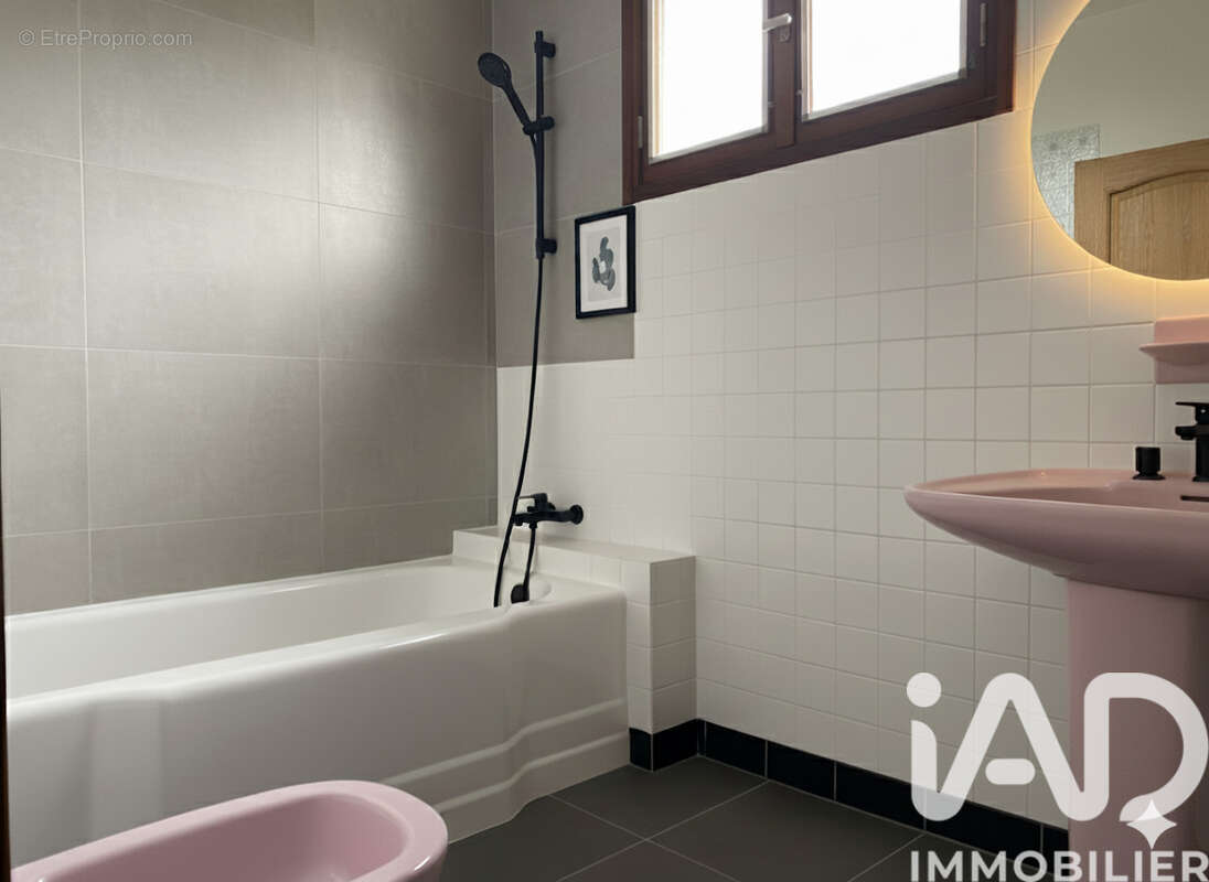 Photo 8 - Maison à FONTAINE-LA-MALLET