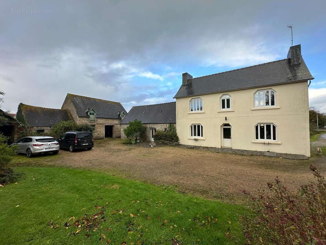 Photo 3 - Maison à PLOUEGAT-MOYSAN