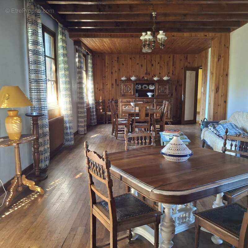 Maison à CHASSENEUIL-SUR-BONNIEURE