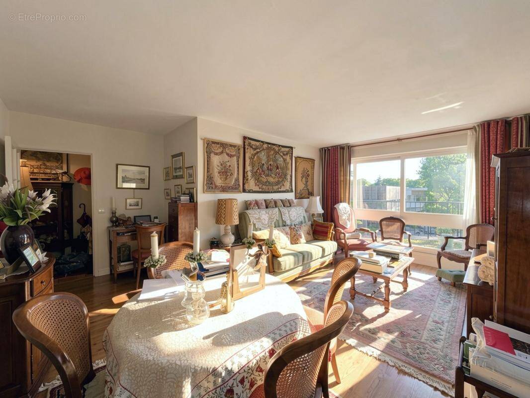 Appartement à LE CHESNAY