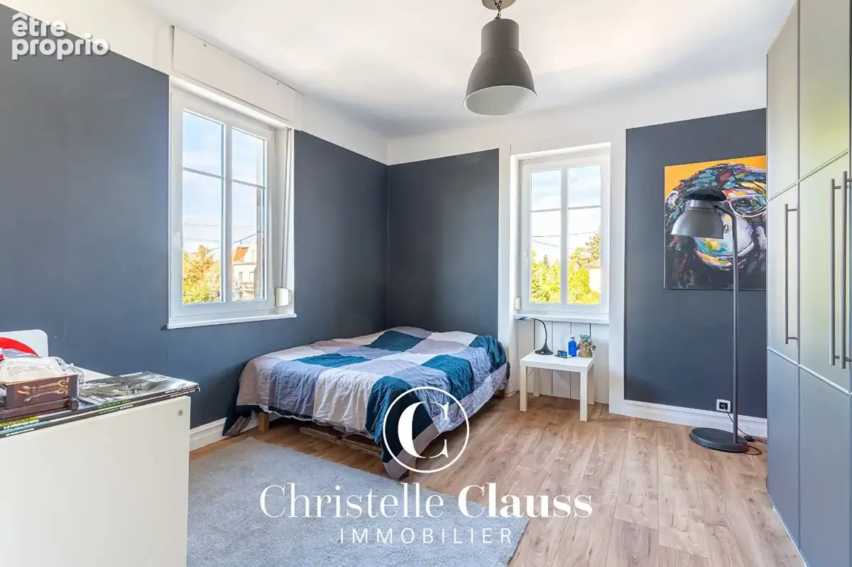 Maison de Maître 205 m² - photo 17