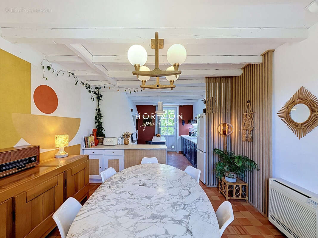 Maison 355 m² à Lancie  - photo 6