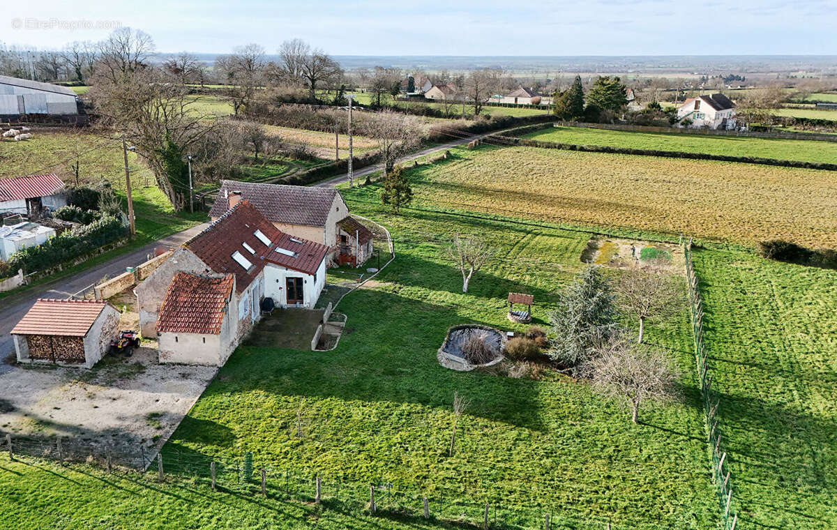 Maison à SAINT-AUBIN-SUR-LOIRE