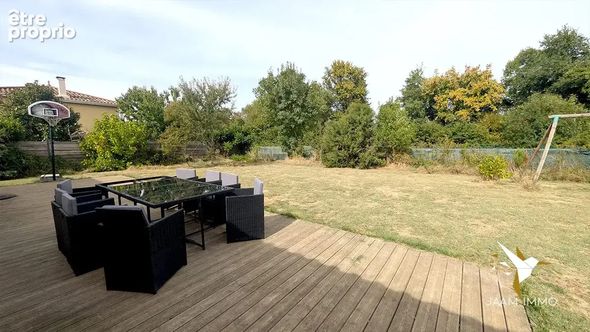 Maison 6 pièces 133 m² à vendre à Saint-Jean-De-Thurigneux (01390) - photo 2