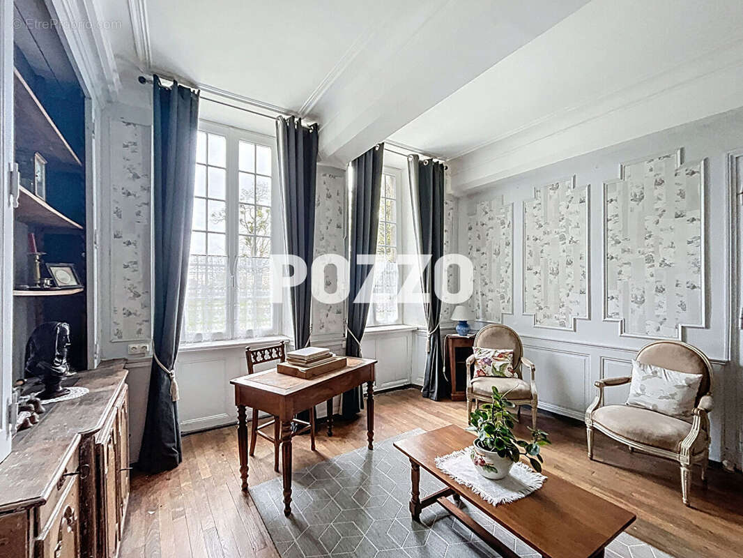 Maison à LE TEILLEUL