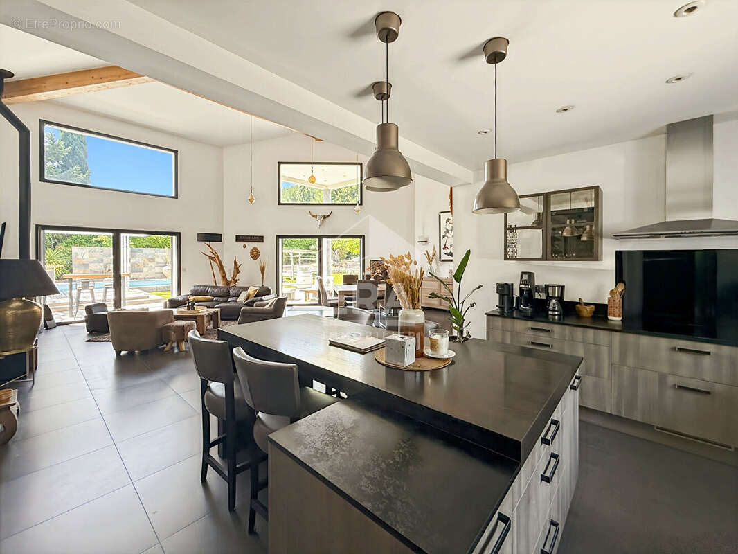 Maison à CABRIES
