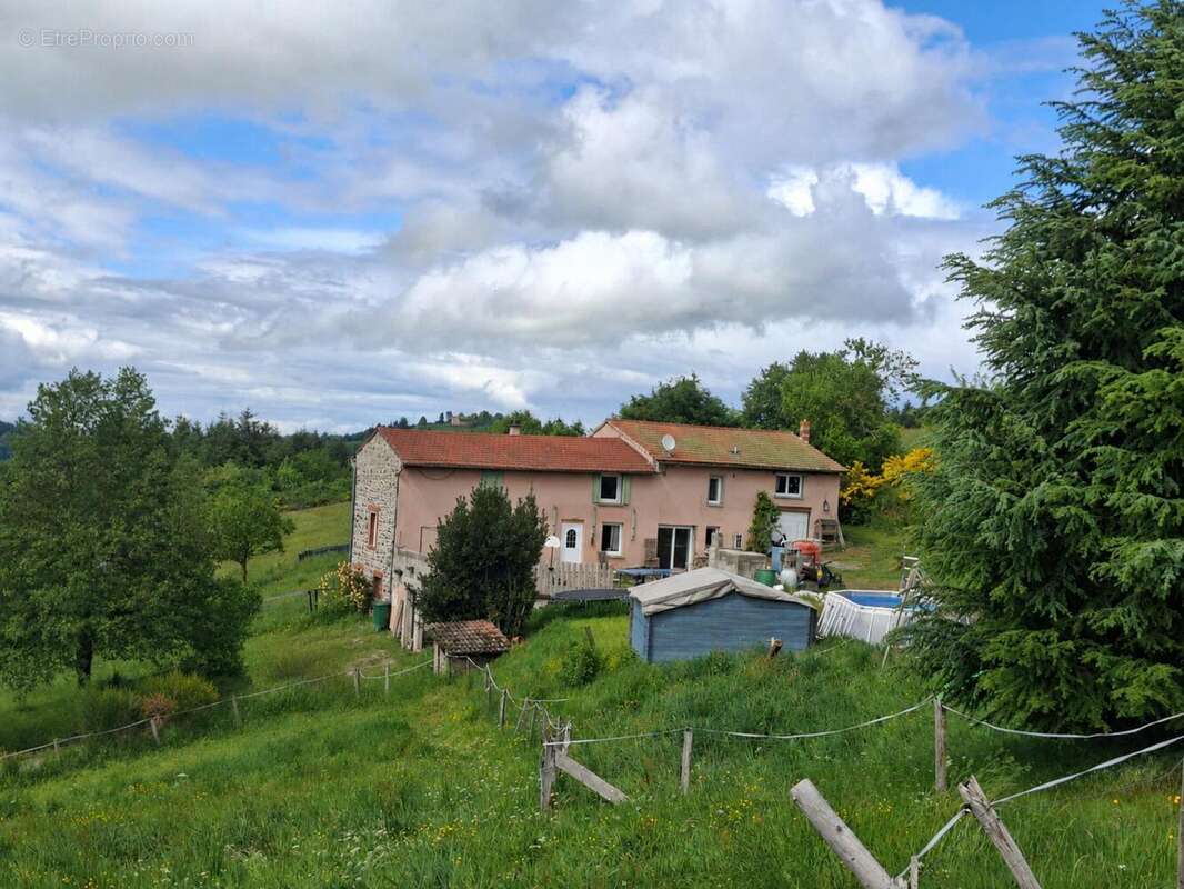 Photo 1 - Maison à SAINTE-COLOMBE-SUR-GAND