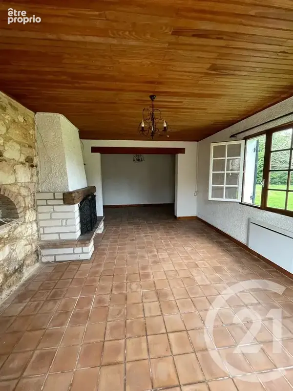 Maison 6 pièces 188 m² à vendre à Les Peintures (33230) - photo 3