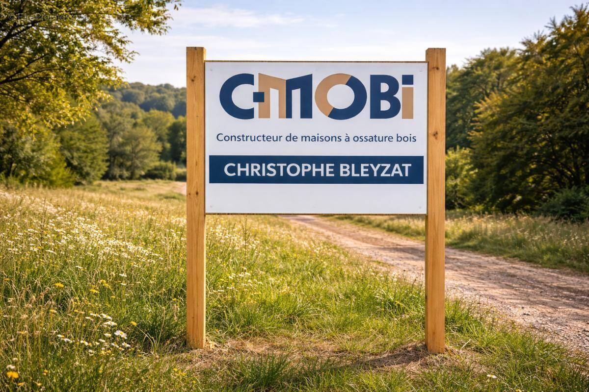 Terrain à BEYCHAC-ET-CAILLAU